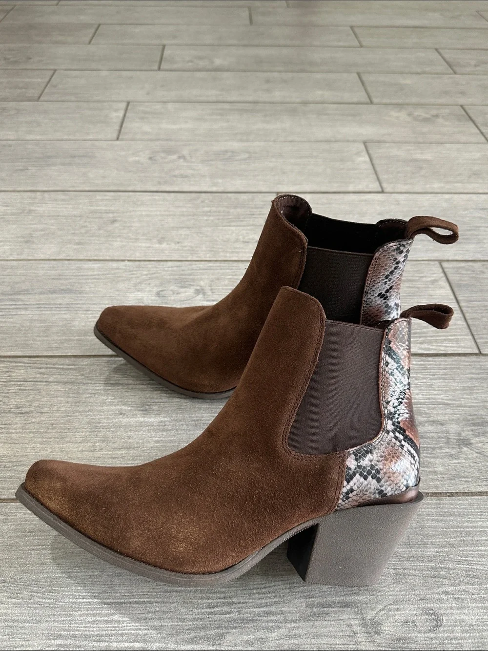 Ariat Bradley Western Coffee Desert Snake Suede Boots New!